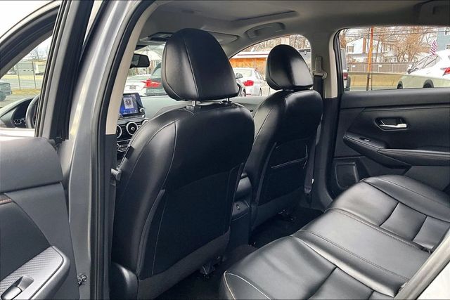 2021 Nissan Sentra SR CVT - 22968831 - 18