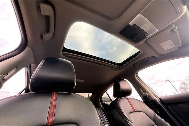 2021 Nissan Sentra SR CVT - 22968831 - 33