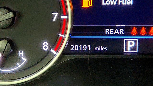 2021 Nissan Sentra SR CVT - 23002664 - 14