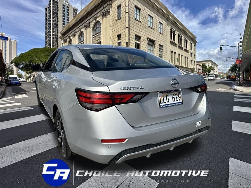 2021 Nissan Sentra SV photo 4
