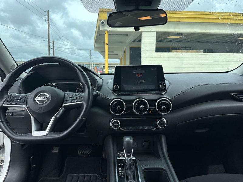 2021 Nissan Sentra SV CVT - 22984238 - 13