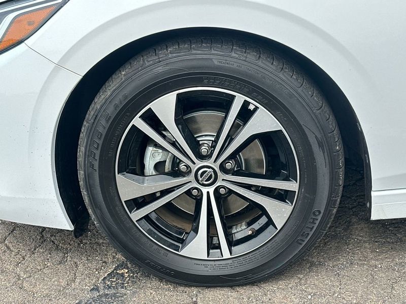 2021 Nissan Sentra SV CVT - 22990181 - 11