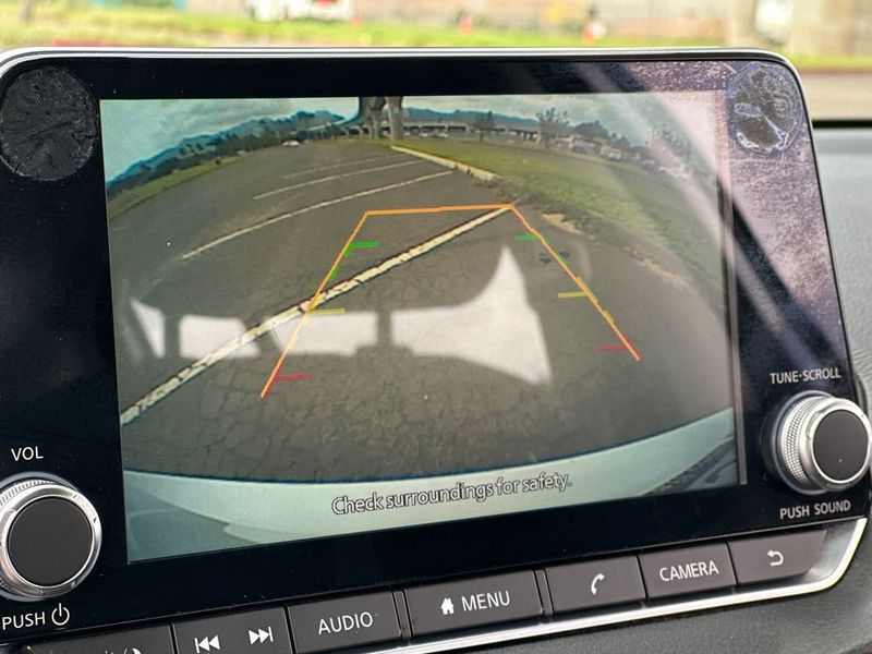 2021 Nissan Sentra SV CVT - 22990181 - 16