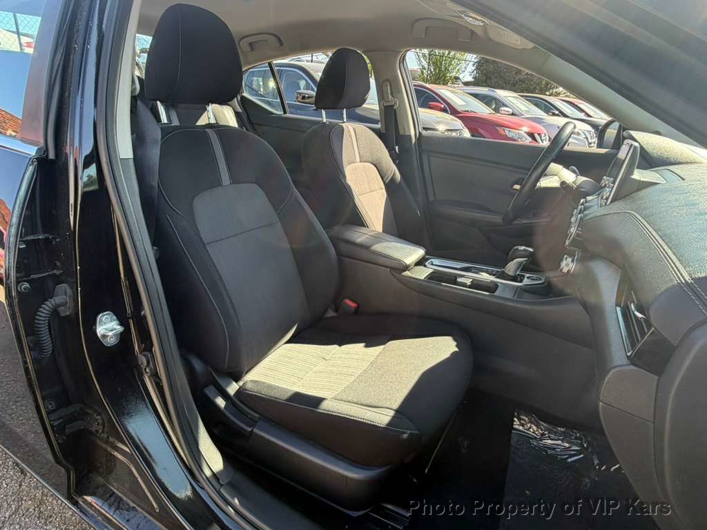 2021 Nissan Sentra SV CVT - 23009513 - 16