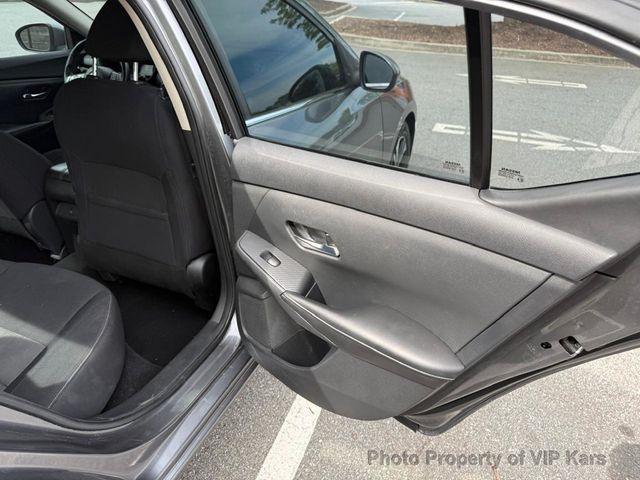 2021 Nissan Sentra SV CVT - 23012322 - 11