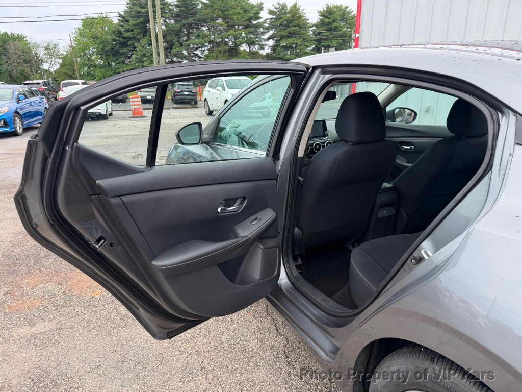 2021 Nissan Sentra SV CVT - 23041027 - 11