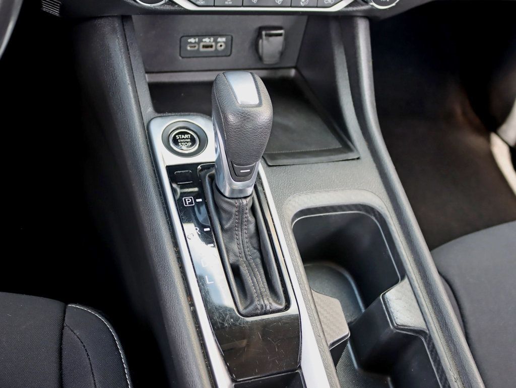2021 Nissan Sentra SV CVT - 23072405 - 17