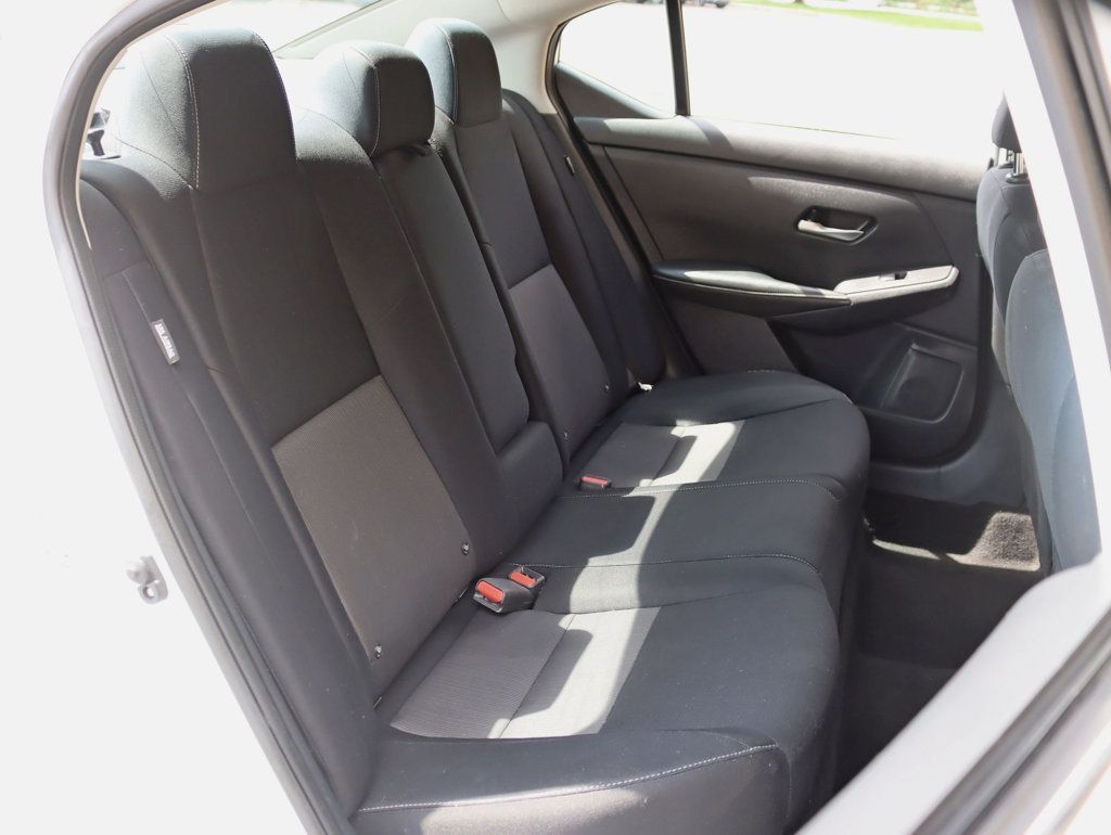 2021 Nissan Sentra SV CVT - 23072405 - 21