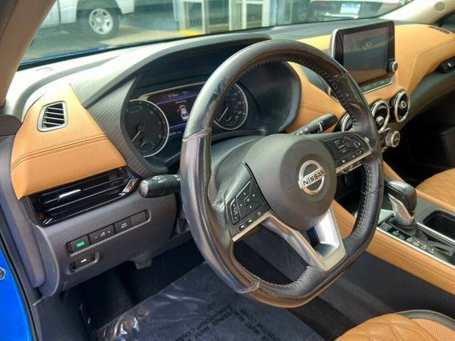 2021 Nissan Sentra SV CVT - 23011765 - 11