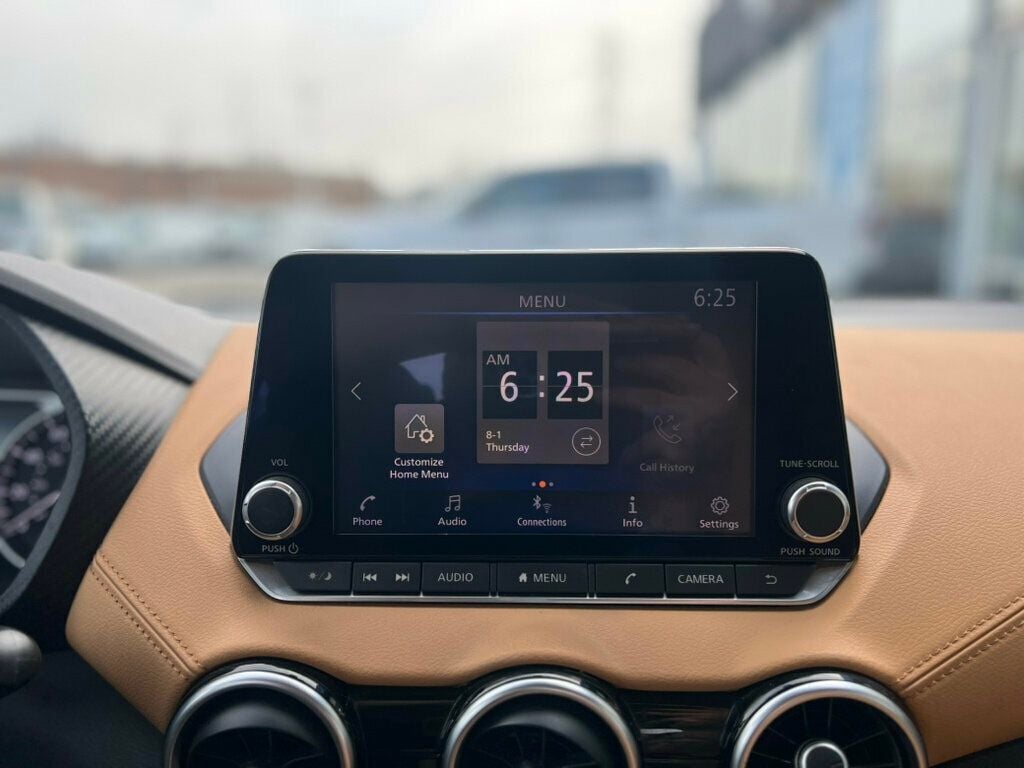 2021 Nissan Sentra SV CVT - 23011765 - 19