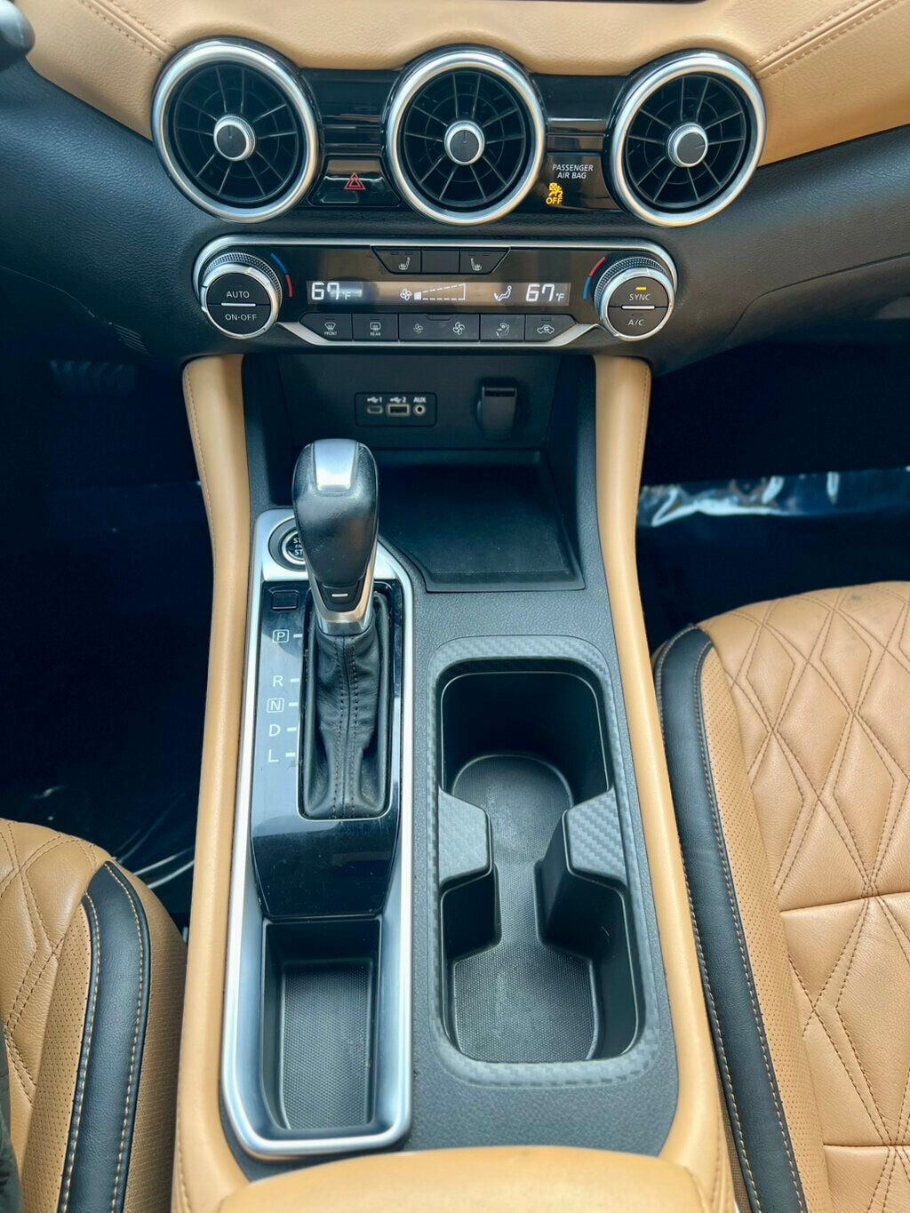 2021 Nissan Sentra SV CVT - 23011765 - 23