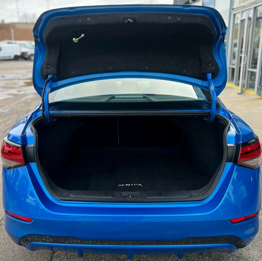 2021 Nissan Sentra SV CVT - 23011765 - 7