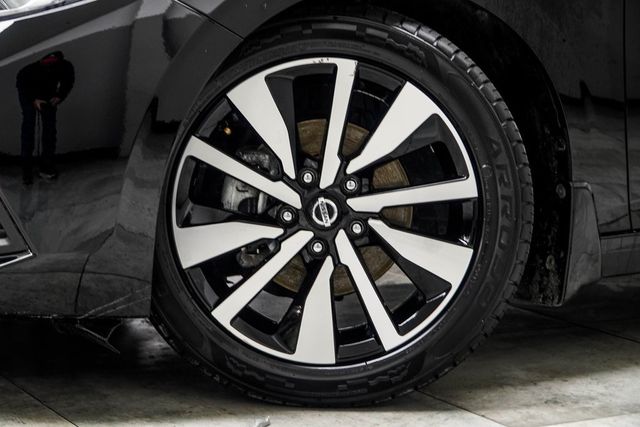 2021 Nissan Sentra SV CVT - 22962550 - 2