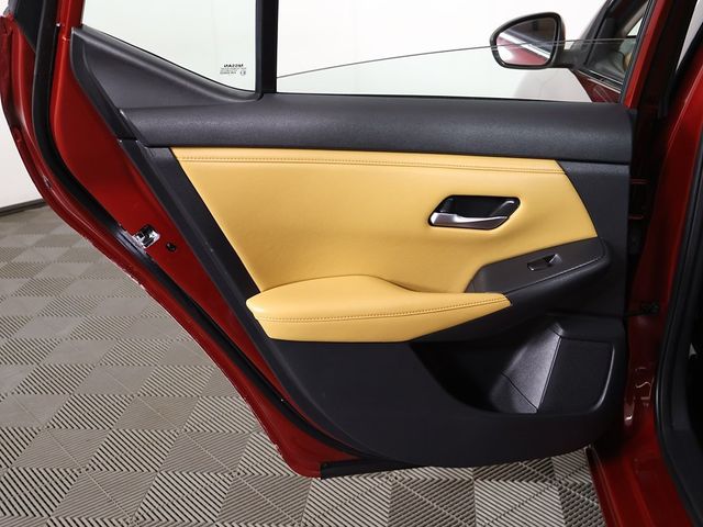 2021 Nissan Sentra SV CVT - 22931784 - 24