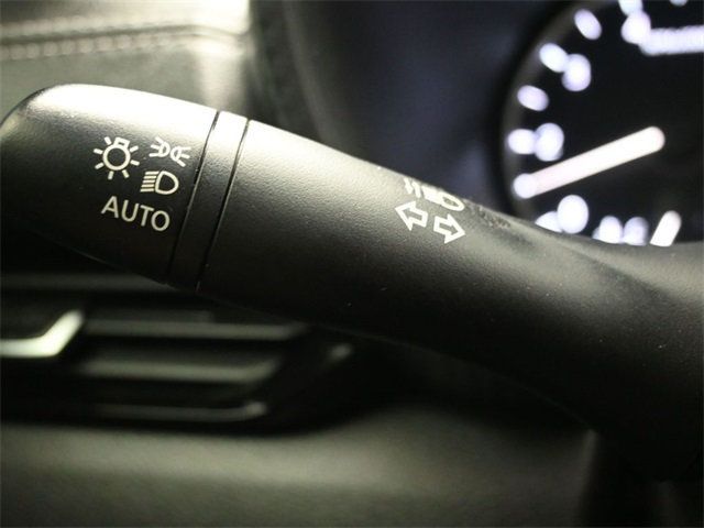 2021 Nissan Sentra SV CVT - 22946408 - 28