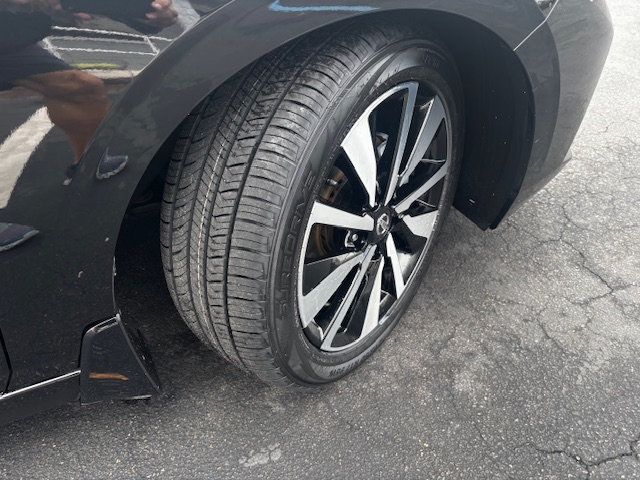 2021 Nissan Sentra SV CVT - 22988673 - 11