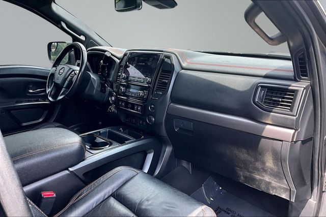 2021 Nissan Titan 4x4 Crew Cab PRO-4X - 23037933 - 11