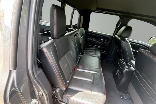 2021 Nissan Titan 4x4 Crew Cab PRO-4X - 23037933 - 13