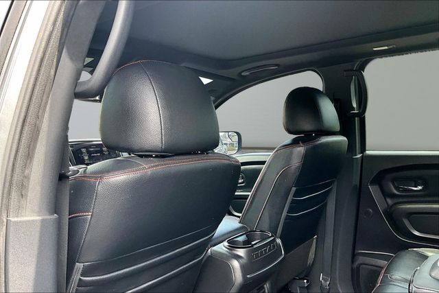 2021 Nissan Titan 4x4 Crew Cab PRO-4X - 23037933 - 16