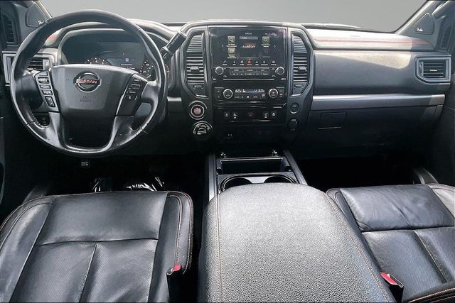 2021 Nissan Titan 4x4 Crew Cab PRO-4X - 23037933 - 17