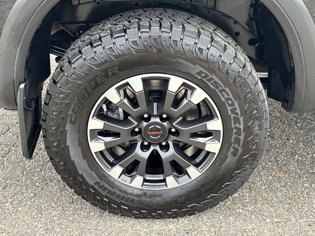 2021 Nissan Titan 4x4 Crew Cab PRO-4X - 22792318 - 10