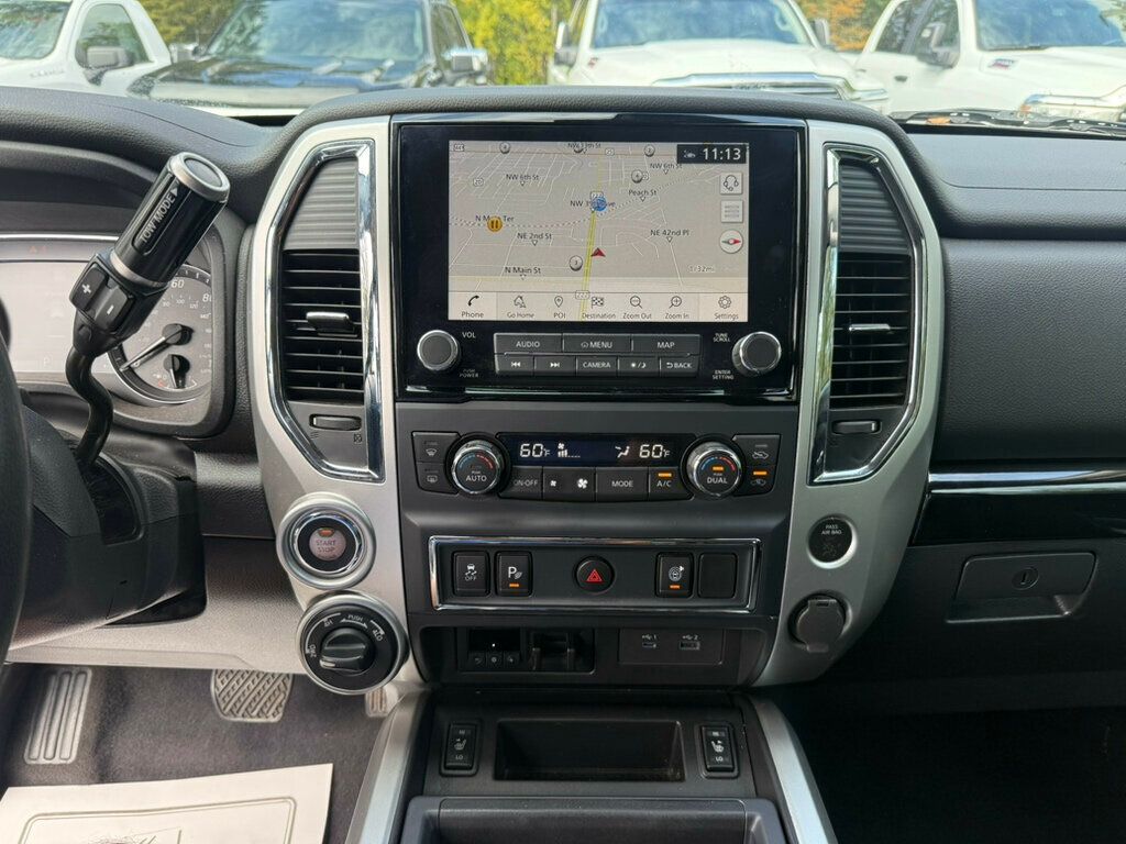 2021 Nissan Titan Crew Cab SV photo 5