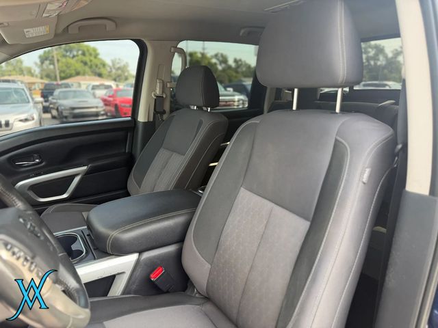 2021 Nissan Titan Crew Cab SV Pickup 4D 5 1/2 ft - 23057662 - 13