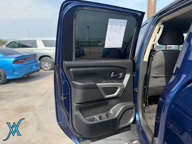 2021 Nissan Titan Crew Cab SV Pickup 4D 5 1/2 ft - 23057662 - 14