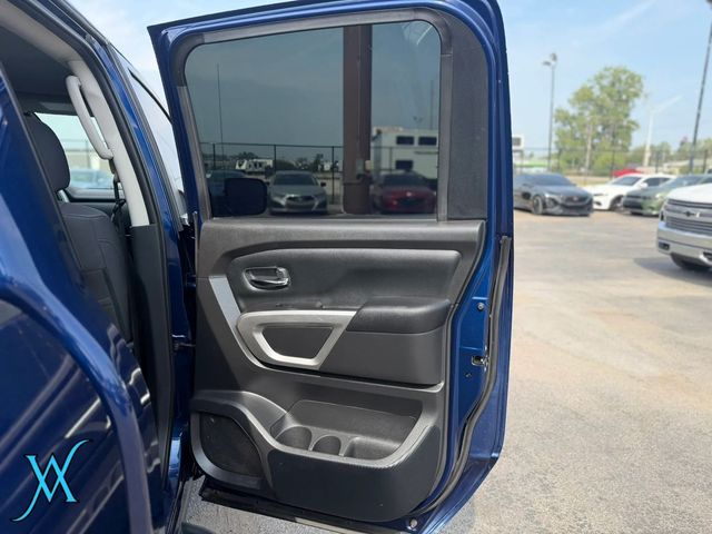 2021 Nissan Titan Crew Cab SV Pickup 4D 5 1/2 ft - 23057662 - 17