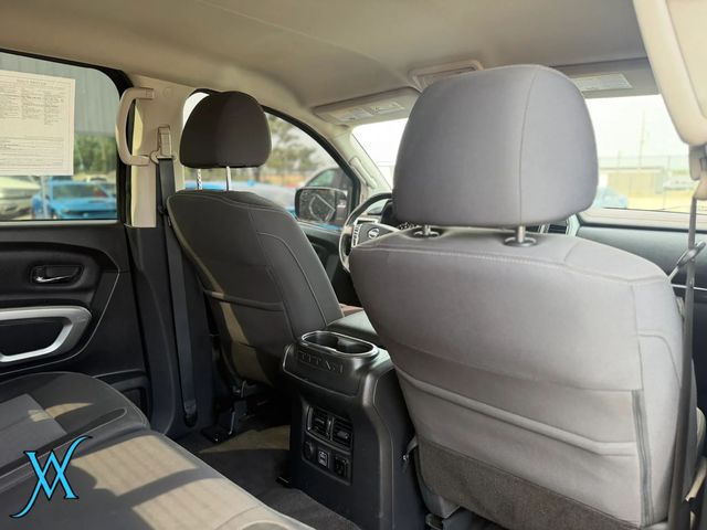 2021 Nissan Titan Crew Cab SV Pickup 4D 5 1/2 ft - 23057662 - 18