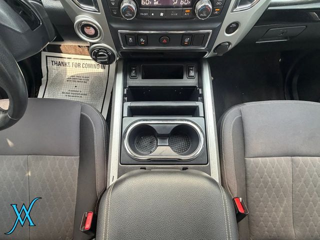 2021 Nissan Titan Crew Cab SV Pickup 4D 5 1/2 ft - 23057662 - 26