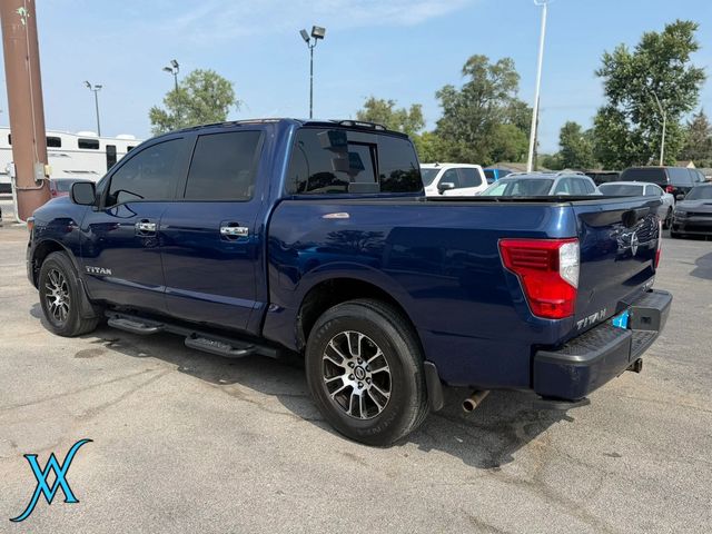 2021 Nissan Titan Crew Cab SV Pickup 4D 5 1/2 ft - 23057662 - 4