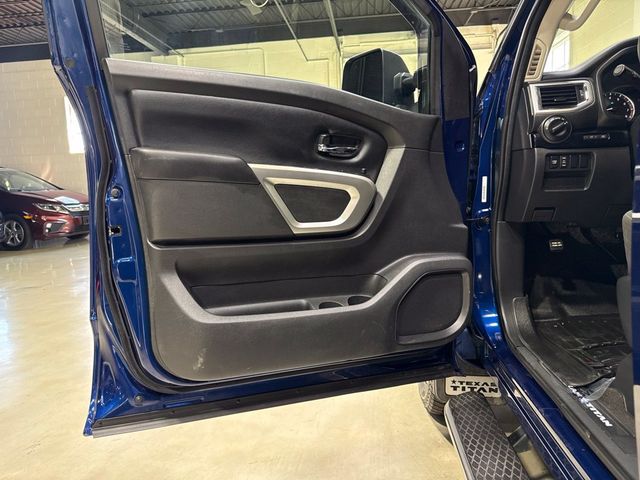 2021 Nissan Titan XD 4x4 Crew Cab SV - 23091825 - 24