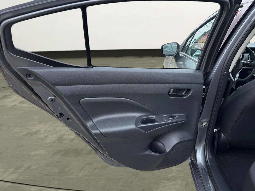 2021 Nissan Versa S CVT - 22993940 - 11