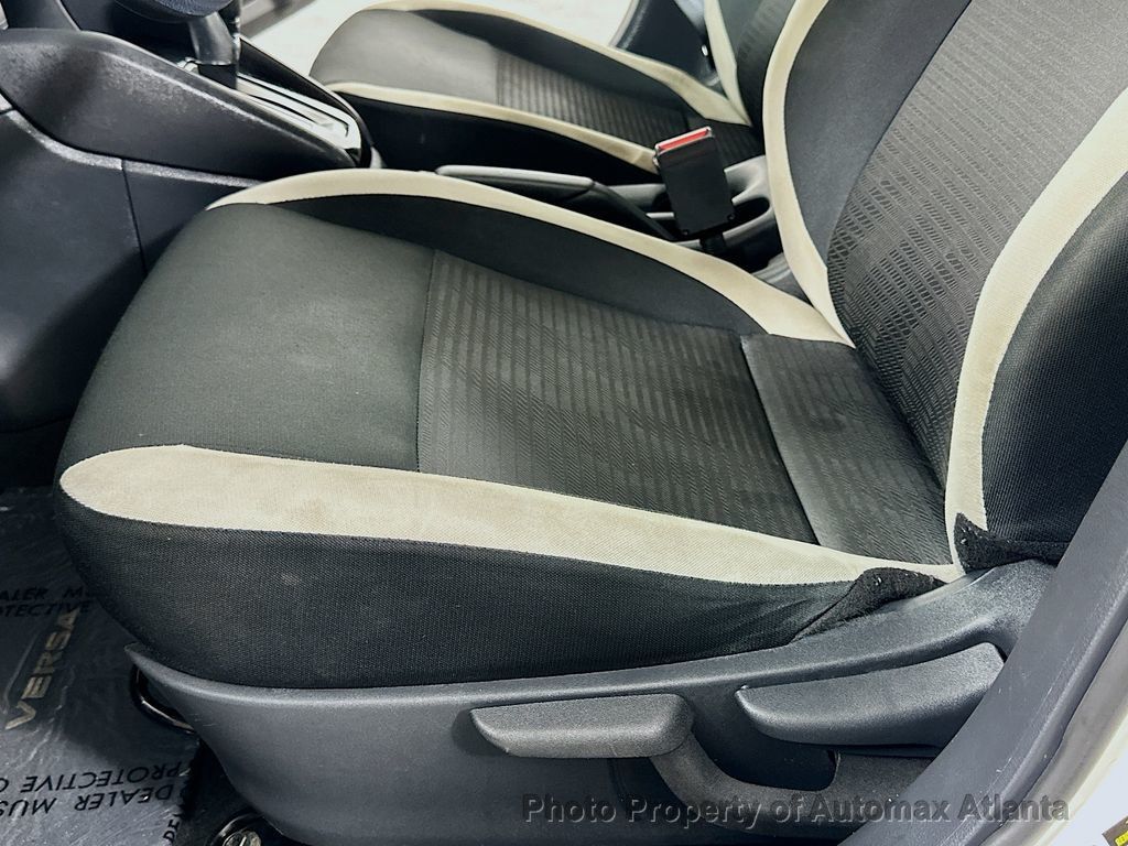 2021 Nissan Versa SV - 22583718 - 22