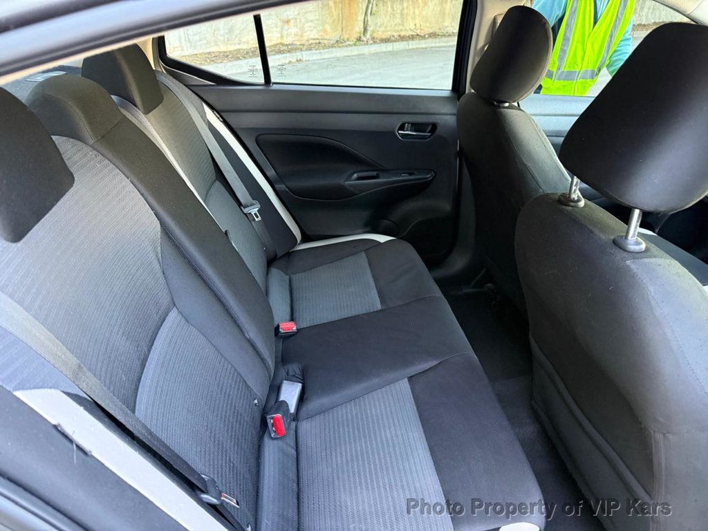 2021 Nissan Versa SV CVT - 23010070 - 9