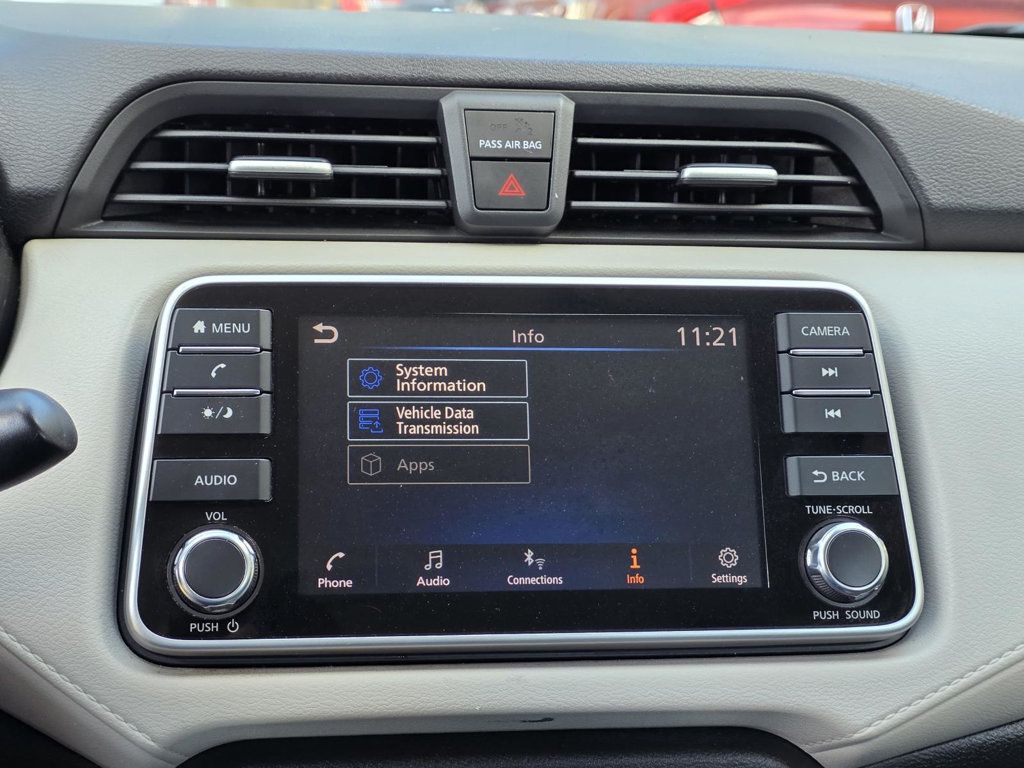 2021 Nissan Versa SV Sedan photo 11