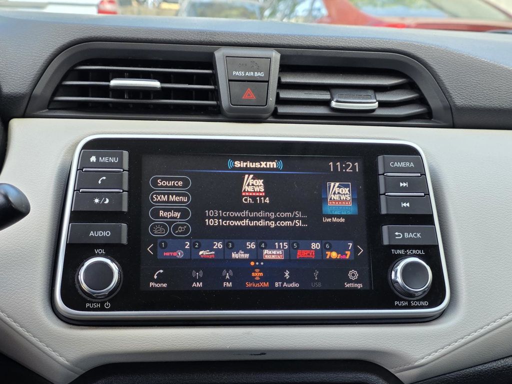 2021 Nissan Versa SV Sedan photo 13