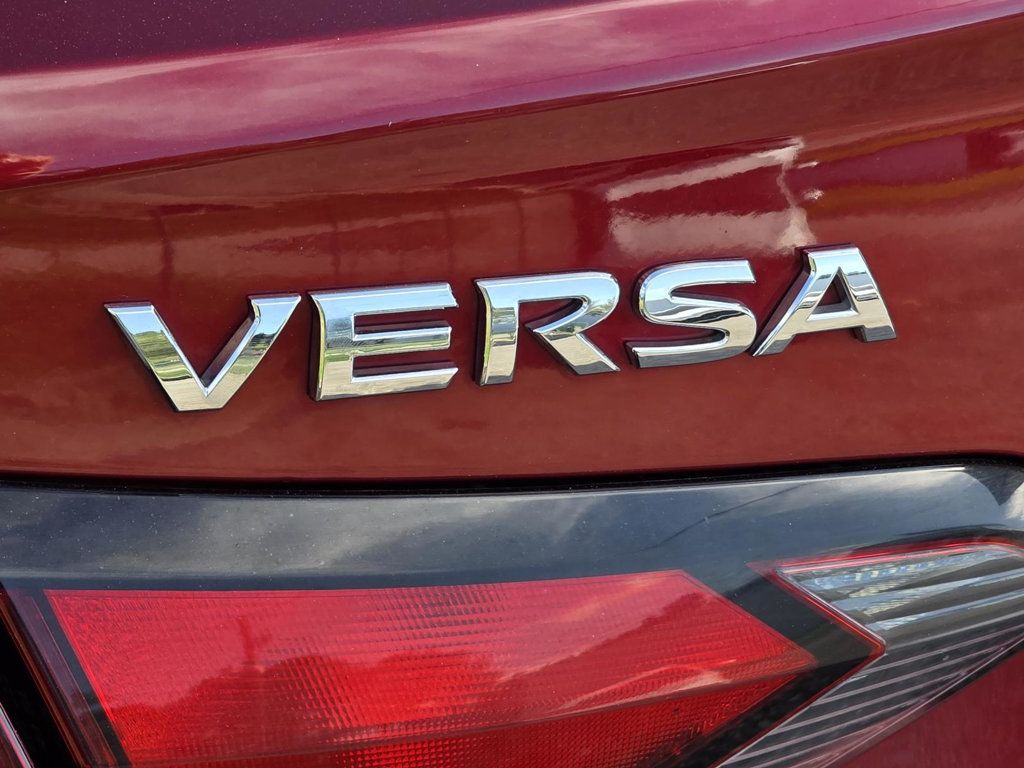 2021 Nissan Versa SV Sedan photo 23