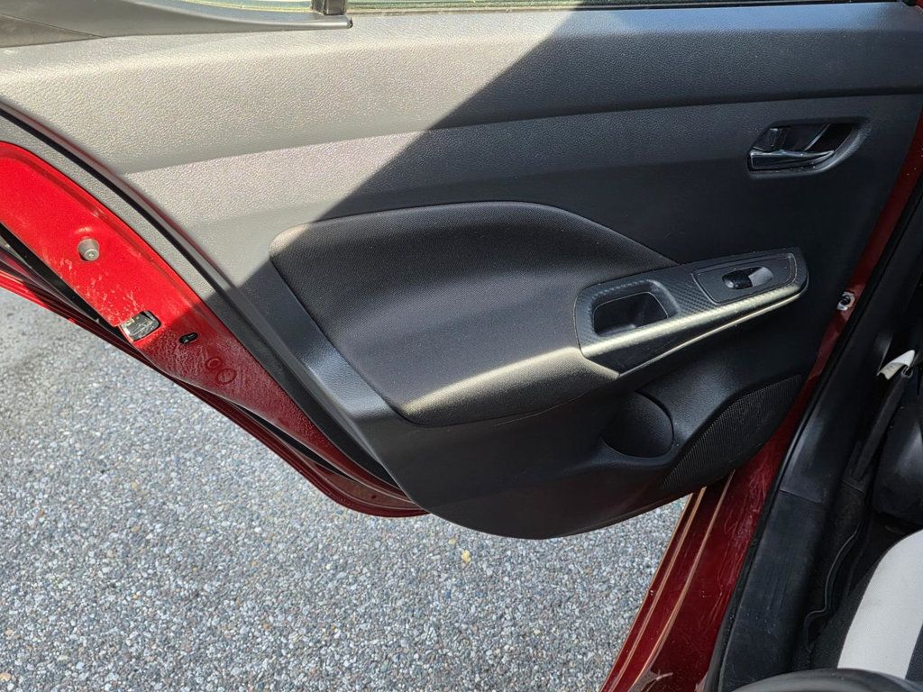 2021 Nissan Versa SV Sedan photo 25