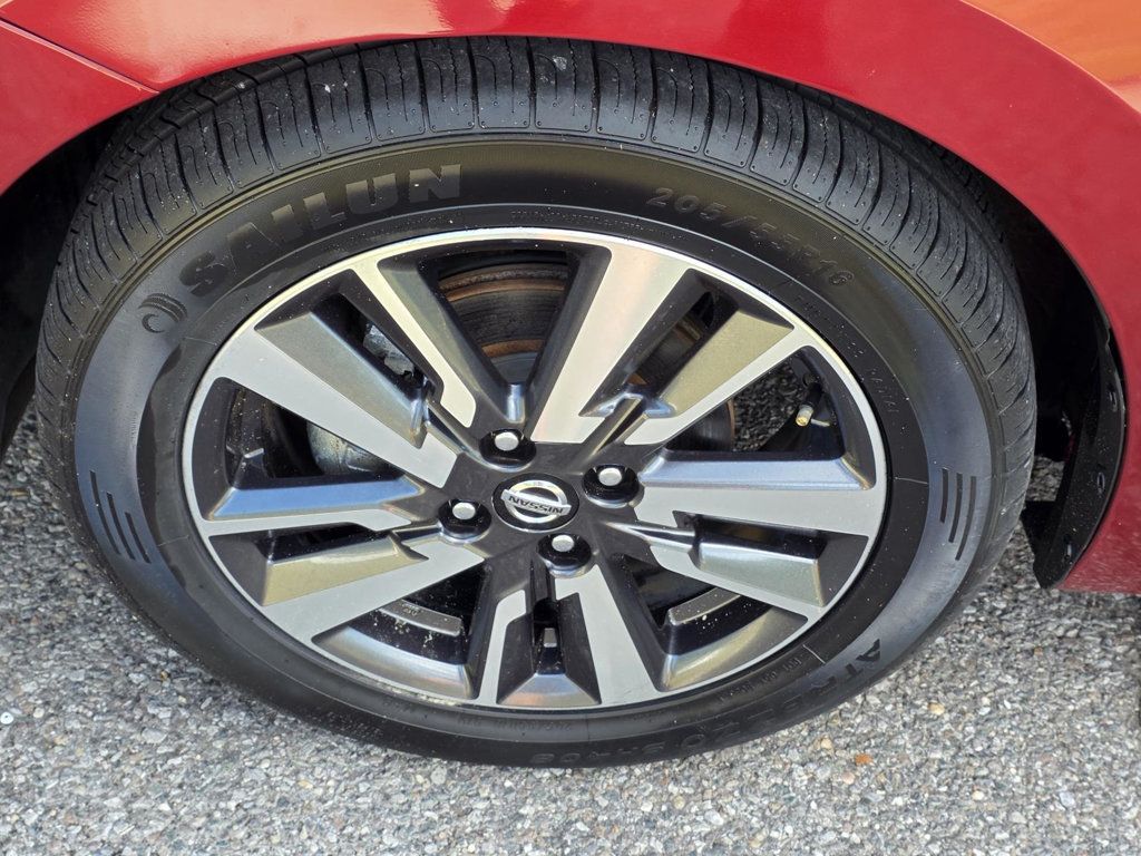 2021 Nissan Versa SV Sedan photo 26