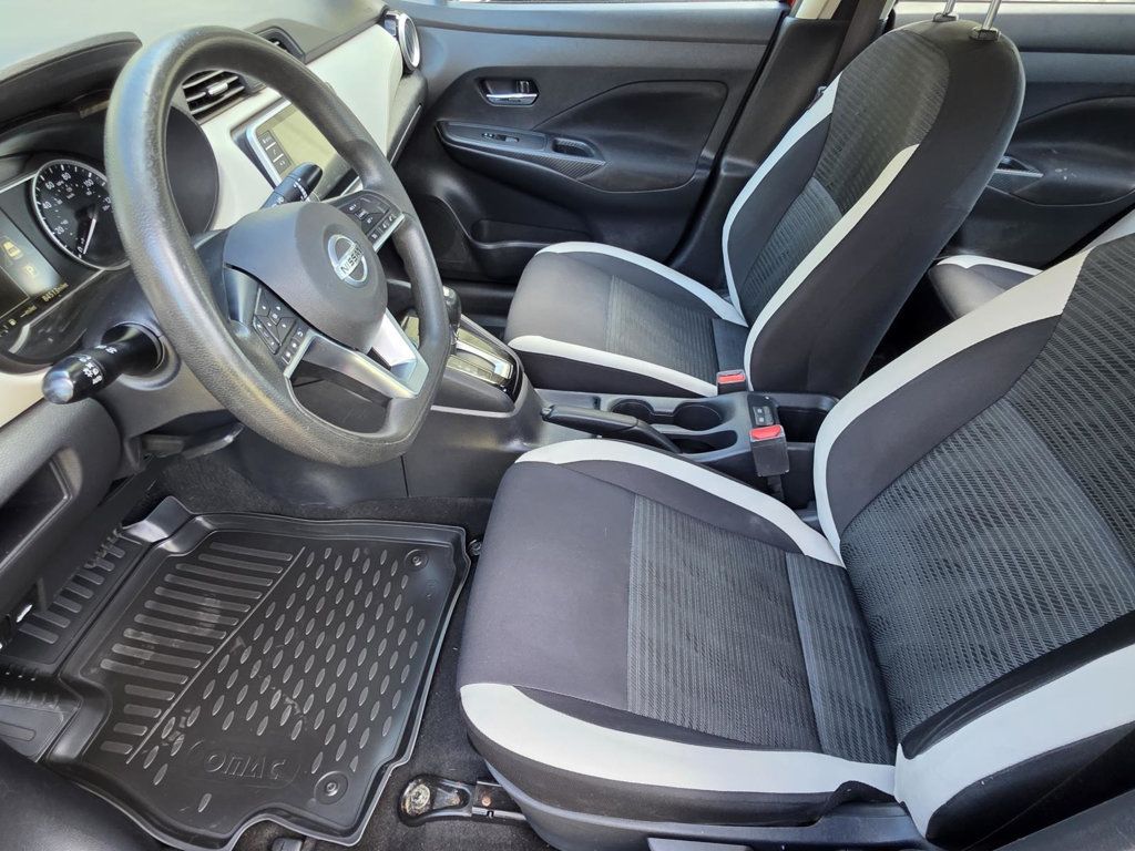 2021 Nissan Versa SV Sedan photo 6