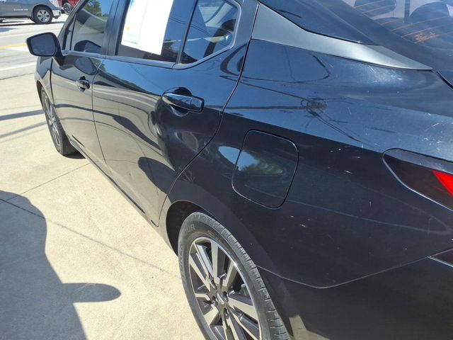 2021 Nissan Versa SV CVT - 23081109 - 14