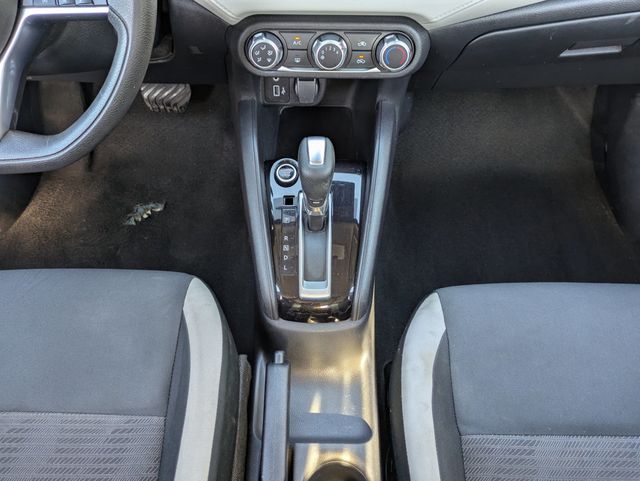 2021 Nissan Versa SV CVT - 22974337 - 17
