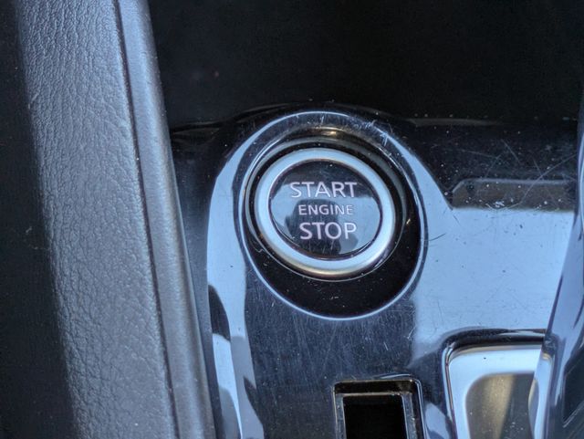 2021 Nissan Versa SV CVT - 22974337 - 26