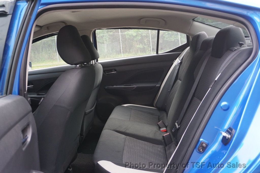 2021 Nissan Versa SV Sedan photo 12