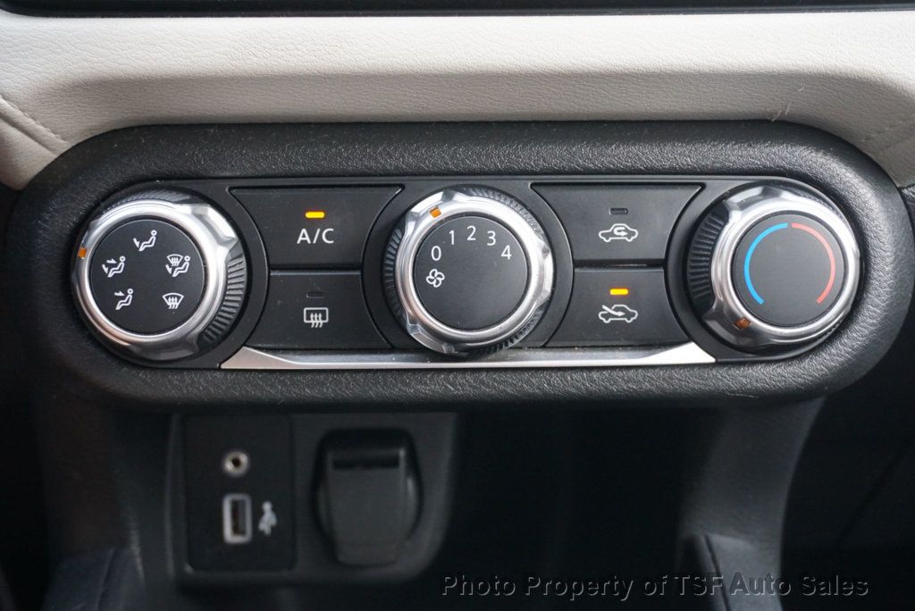 2021 Nissan Versa SV Sedan photo 20