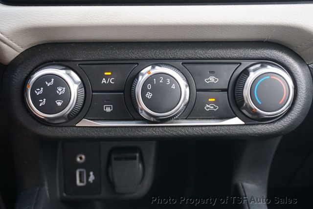 2021 Nissan Versa SV CVT - 22916109 - 19