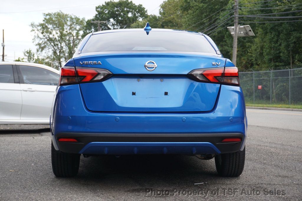 2021 Nissan Versa SV Sedan photo 6