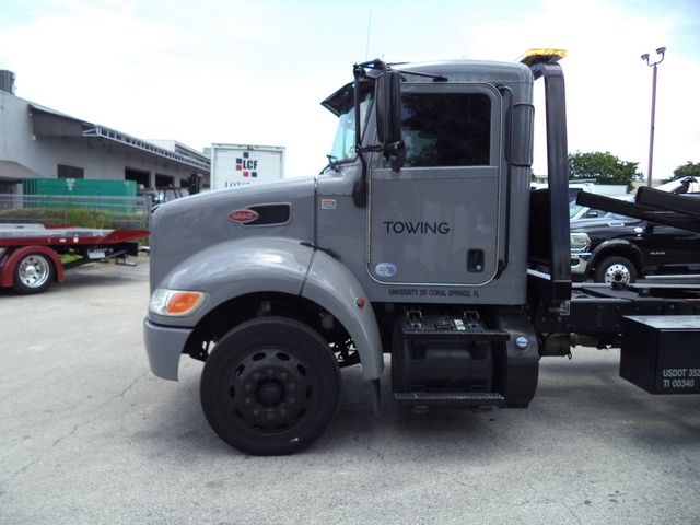 2021 Peterbilt 337 w/ CENTURY 22ft RIGHT APPROACH LCG Rollback - 23047989 - 12